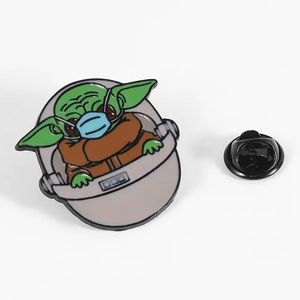 Masked Yoda Enamel Pin Star Wars Nurse Doctor Gift Healthcare Alien Spaceship